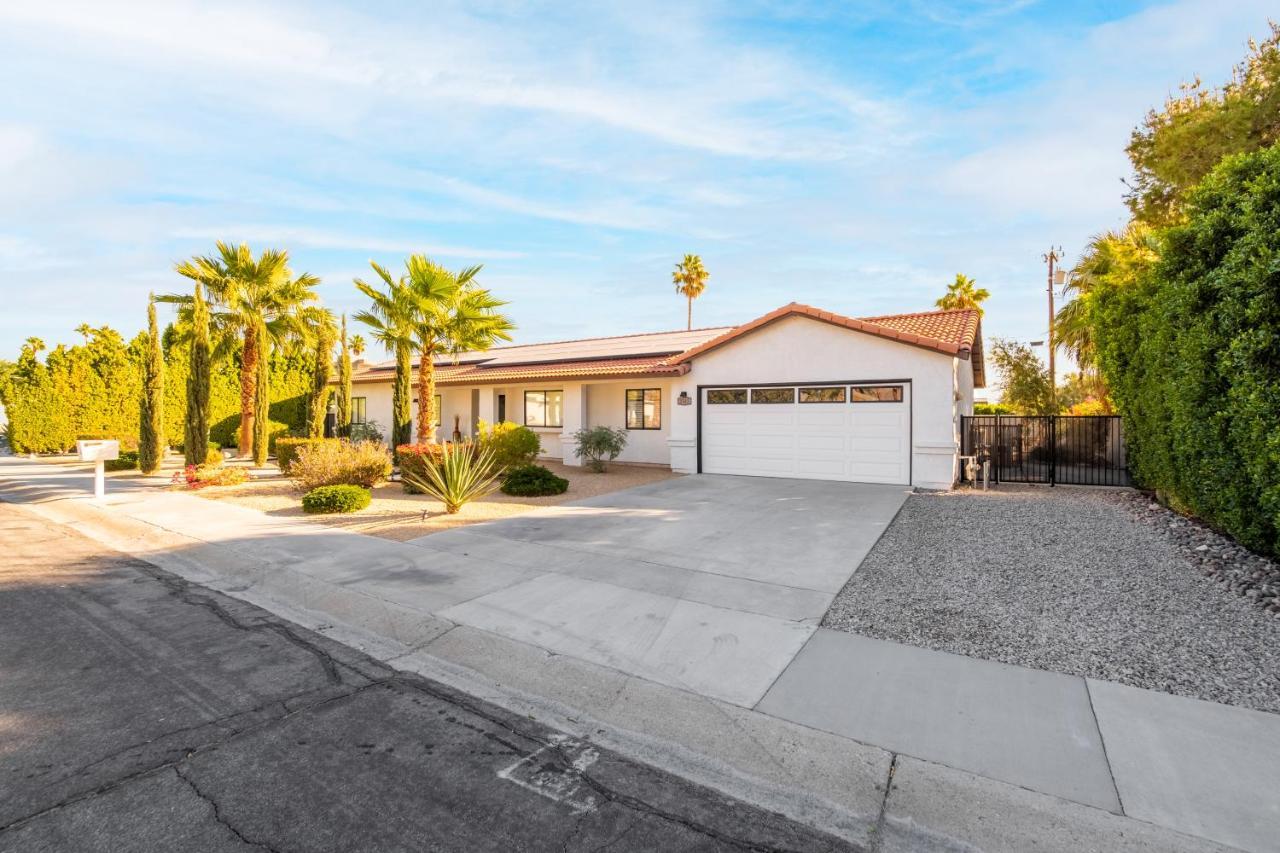 Beautiful Palm Springs Home Large Private Yard מראה חיצוני תמונה